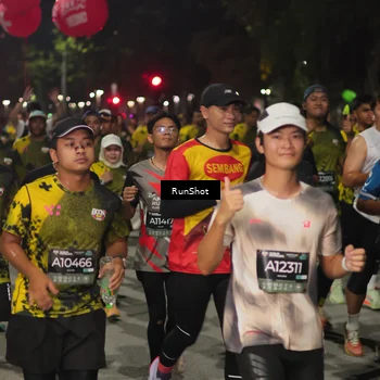 Runner Photo 7064668