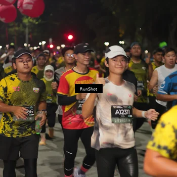 Runner Photo 7064675