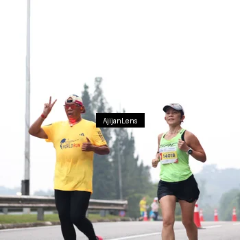 Runner Photo 7064677