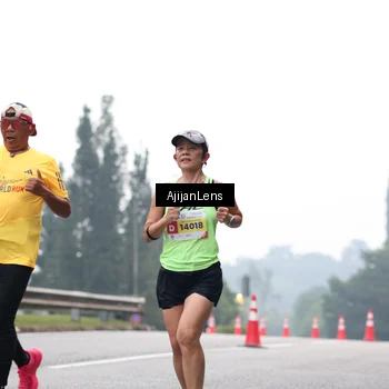 Runner Photo 7064679