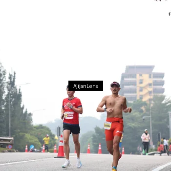 Runner Photo 7064683