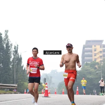 Runner Photo 7064694