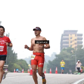 Runner Photo 7064698
