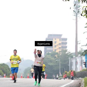 Runner Photo 7064717