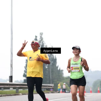 Runner Photo 7064718