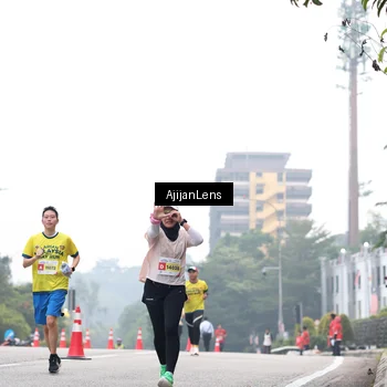 Runner Photo 7064727