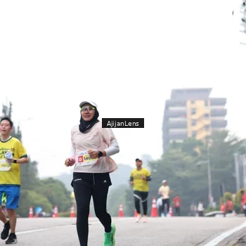 Runner Photo 7064730