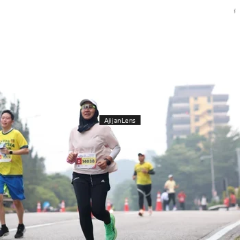 Runner Photo 7064731