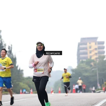 Runner Photo 7064732