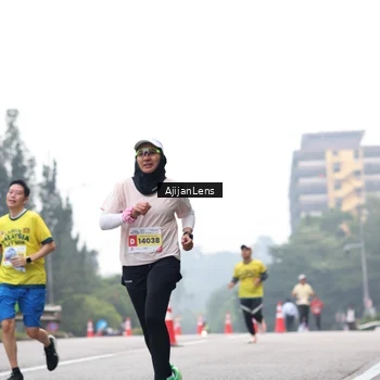 Runner Photo 7064733