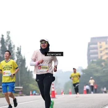 Runner Photo 7064735