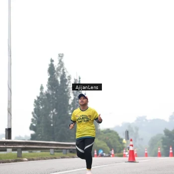 Runner Photo 7064739