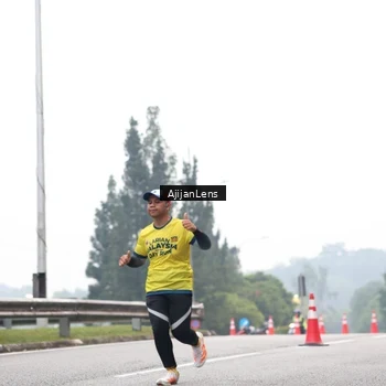 Runner Photo 7064746