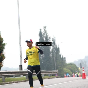 Runner Photo 7064752