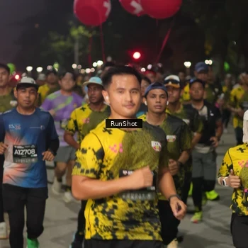 Runner Photo 7064758