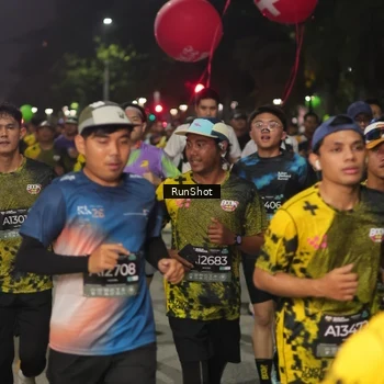 Runner Photo 7064760