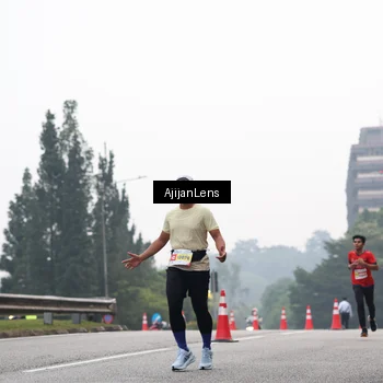 Runner Photo 7064766