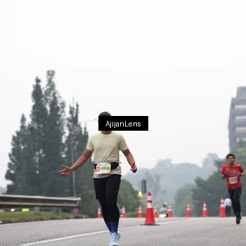 Runner Photo 7064770