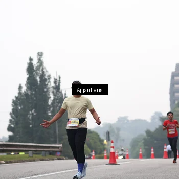 Runner Photo 7064776