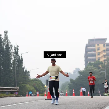 Runner Photo 7064782