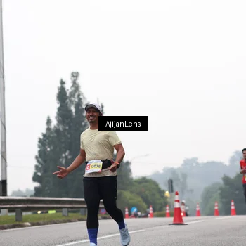 Runner Photo 7064788