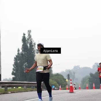 Runner Photo 7064794