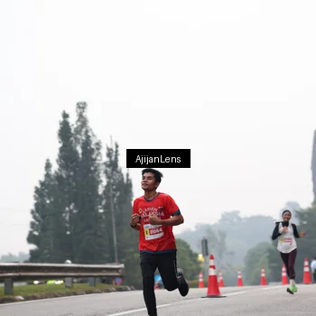 Runner Photo 7064806