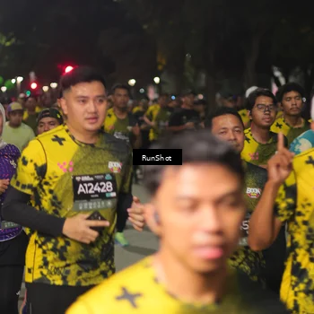 Runner Photo 7064851