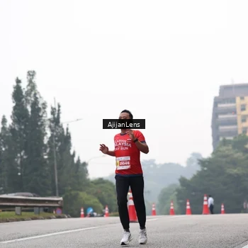 Runner Photo 7064874