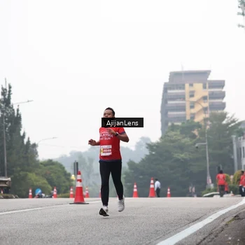 Runner Photo 7064887