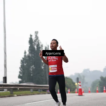 Runner Photo 7064895