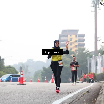 Runner Photo 7064909