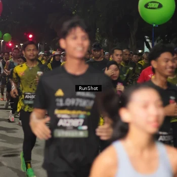 Runner Photo 7064917