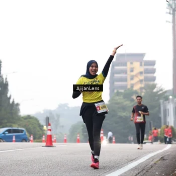 Runner Photo 7064923