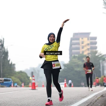 Runner Photo 7064924