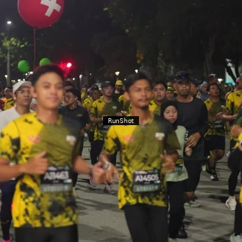 Runner Photo 7064931