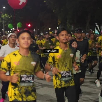 Runner Photo 7064933