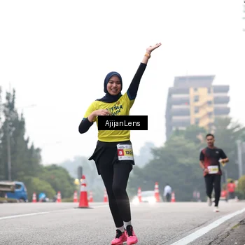 Runner Photo 7064934