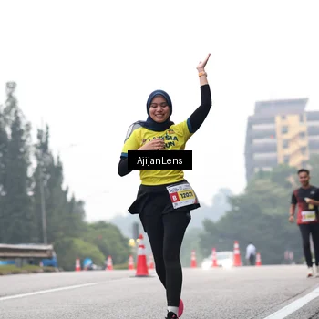 Runner Photo 7064935