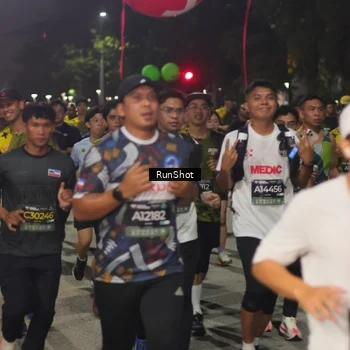 Runner Photo 7064945