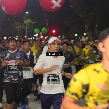 Runner Photo 7064951