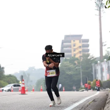 Runner Photo 7064962