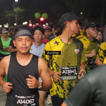 Runner Photo 7064981