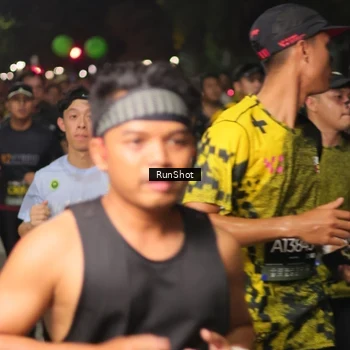 Runner Photo 7064982