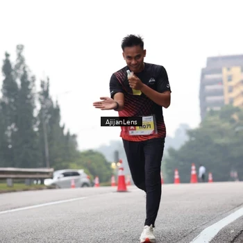 Runner Photo 7064983