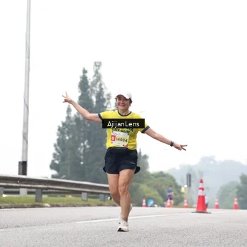 Runner Photo 7064990
