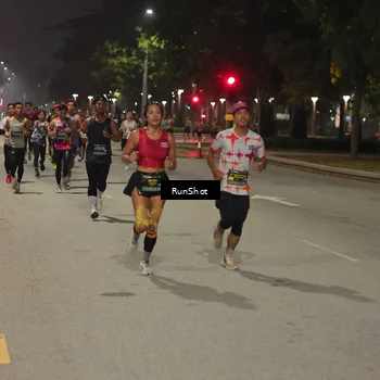 Runner Photo 7065001