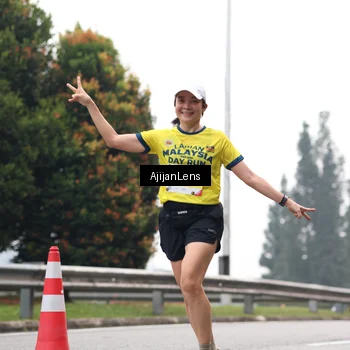 Runner Photo 7065009