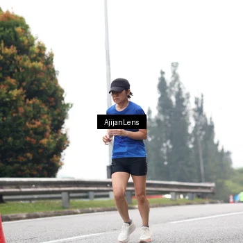Runner Photo 7065023