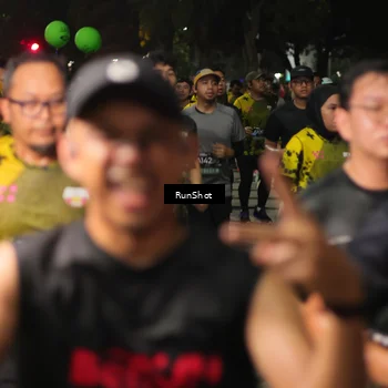 Runner Photo 7065024